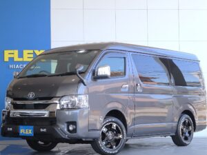 🚩入庫☛【厳選仕入中古車】ハイエースバン　ワイド　ガソリン2WD　ガンメタリック 走行4万2千キロでスタンダード内装のお車入庫致しました☆☆(XP2738)