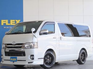 🚩入庫☛【厳選仕入中古車】ハイエースバン　ガソリン2WD　パールホワイト　ダークプライム 走行7万8千キロでスタンダード内装のお車入庫致しました☆☆(XP2742)