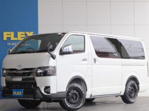 🚩入庫☛【厳選仕入中古車】ハイエースバン　ディーゼル4WD　パールホワイト 登録済みベッドキット付きオフロード仕様のお車入庫致しました☆☆(XP2798)