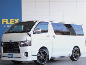 🚩入庫☛【厳選仕入中古車】ハイエースS-GLダークプライムⅡディーゼルターボ4WD 人気のパーツをインストールしたスタンダードなパッケージが入庫しました！！(XP2807)