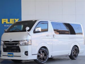 🚩入庫☛【厳選仕入中古車】ハイエースバンS-GL　ダークプライムⅡディーゼル4WD パールホワイトでローダウンスタイルのお車入庫致しました☆☆(XP2878)