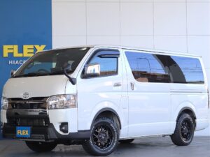 🚩入庫☛【厳選仕入中古車】ハイエースバン　ディーゼル4WD　パールホワイト ブラックエディションでオフロード仕様のお車入庫致しました☆☆(XP2907)