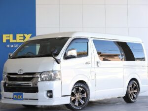 🚩入庫☛【厳選仕入中古車】ハイエースバン　ワイド　ディーゼル2WD　パールホワイト 力強い走りが大人気のワイドバンでたくさん荷物を載せられる仕様です♪(XP2925)