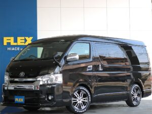 🚩入庫☛【厳選仕入中古車】ハイエースバン　ガソリン2WD　ブラックマイカ 大人気のワゴンGLの内装架装車両が入庫しました♪(XP2962)